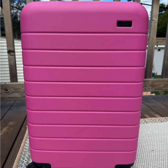 Away Island Pink Flex Carry-On Luggage - Picture 1 of 11